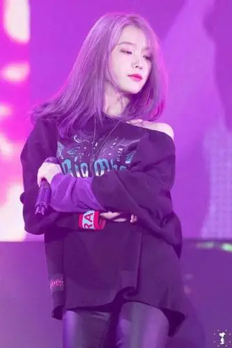 李知恩iu-明星头像壁纸-话本小说网