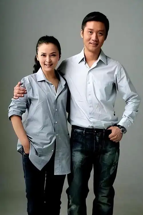 回顾黄志忠为了柯蓝和结婚13年的妻子离婚结果竹篮打水一场空