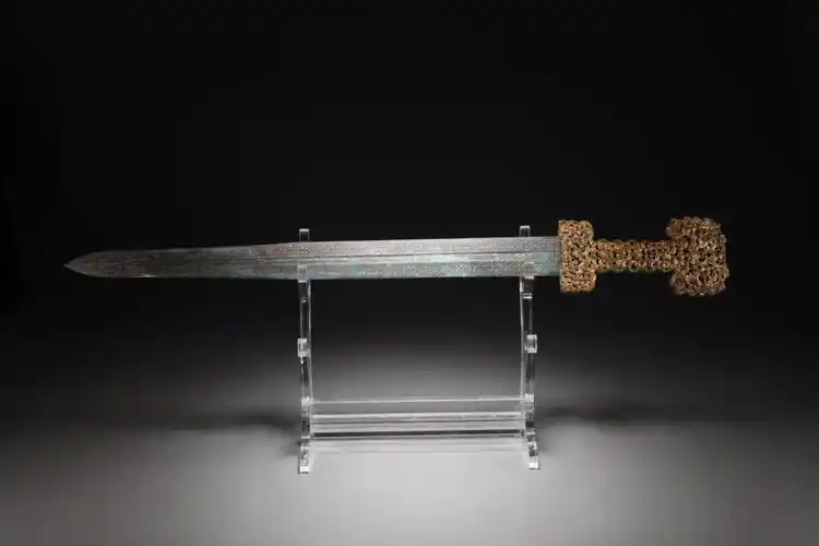 高古青铜剑藏品交流出手