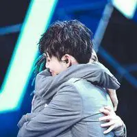 朱星杰小鬼cp情侣头像_微信头像图片大全