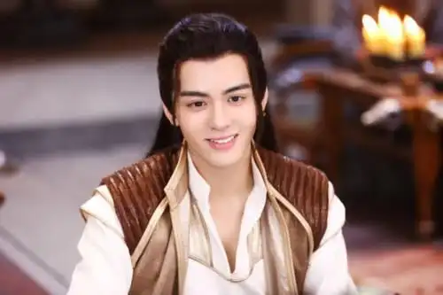 曾舜晞首演电视剧 《择天记》饰演男二号唐三十六