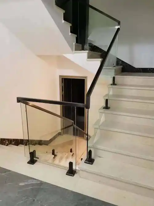 佛山自有工厂上门安装实木玻璃铝合金不锈钢别墅整体楼梯