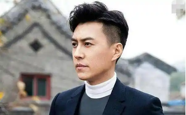 原创临阵换女主完美男神靳东大发雷霆辞演赔违约