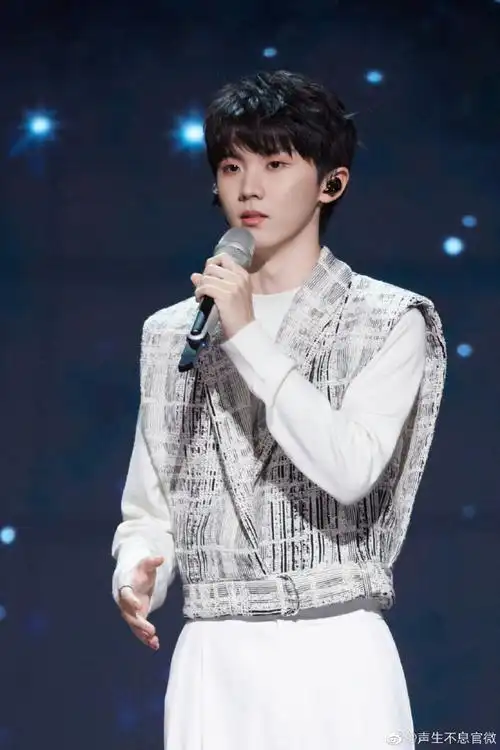 声生不息制片人说马嘉祺是意想不到的闪光少年##声生不息制片人用一