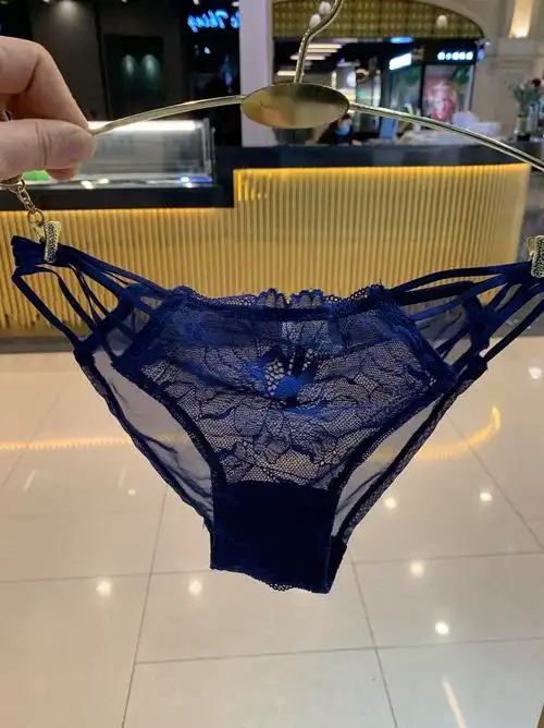 纯棉女士性感三角内裤夏季透气红色火辣提臀女三角裤