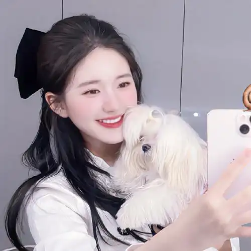 赵露思头像##朋友圈文案