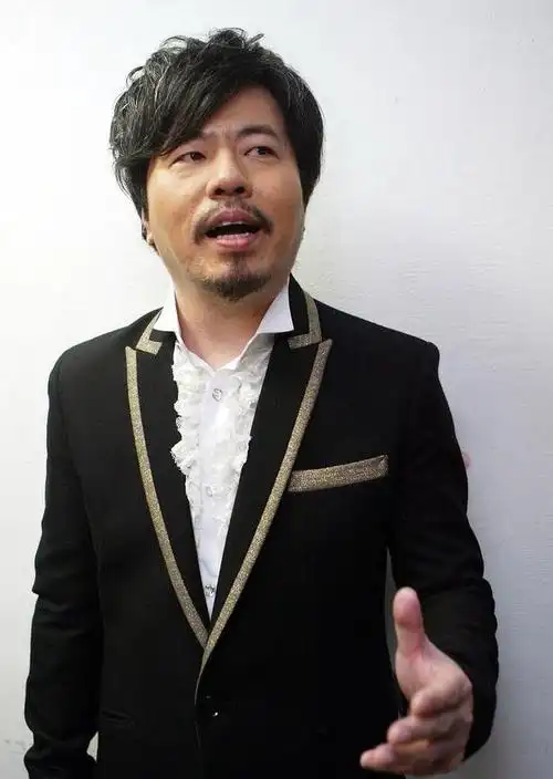 台湾男歌手在鸟巢开演唱会不仅亏损一千万老婆还卖房做抵押