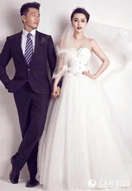 曝范冰冰李晨元旦三亚大婚 范冰冰婚纱造型盘点