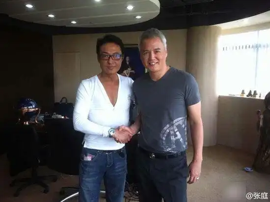 马景涛林瑞阳再聚首昔日琼男郎变大叔图