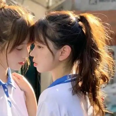 简单气质森系女生闺蜜头像 能遇到彼此是最好的牵绊