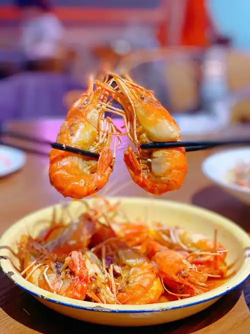 深夜翻到双喜·海鲜大排档的美食照片,忍不住口水往肚子里咽!太香了!