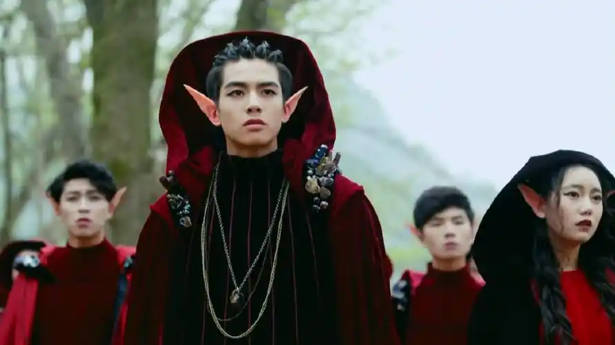 x我要bb /   分享到: 半妖倾城2 第19集 外星妖族应龙来到地球