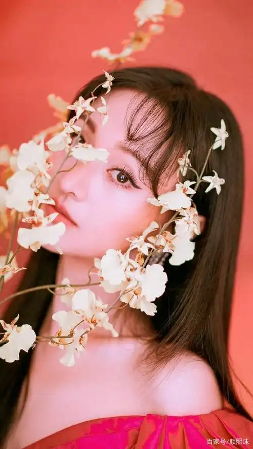 郑爽真是宝藏女孩,穿芭比粉裙子如此好看