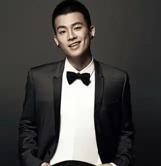 什么是半光头发型 男士半光头发型如何剪(3)_男生发型_西子美发网