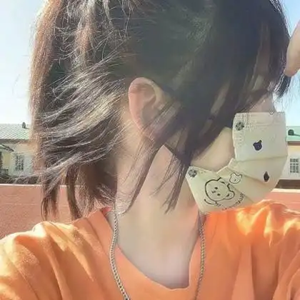 独一无二女生头像超清真人图片