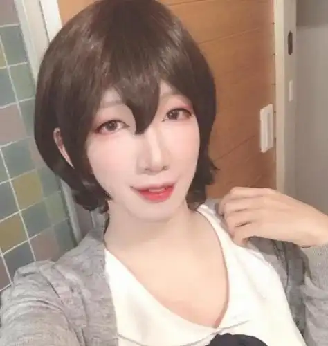 日本男生喜欢女装cosplay,好友选择绝交,母亲的支持尤为重要