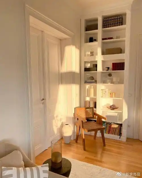 当阳光照进房间里__财经头条