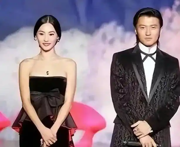 张柏芝疑似举行婚礼?藏这么久老公终于曝光,原来是我们熟悉的他