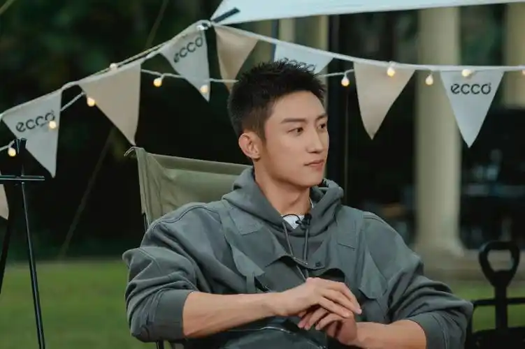 黄景瑜真的不是娱乐圈在逃乒哥哥吗