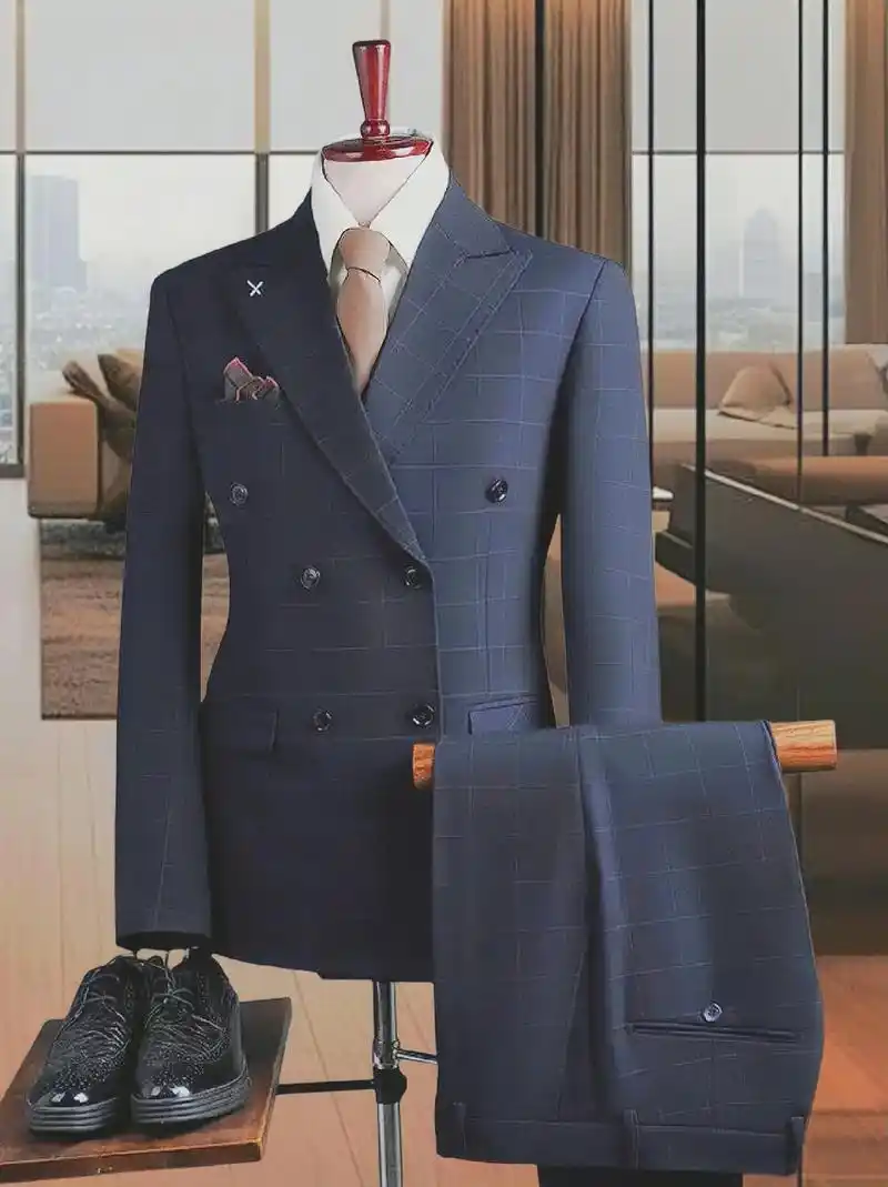 高端格子双排扣双开叉西服套装