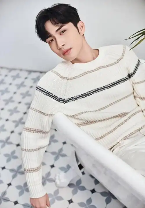 张彬彬吴倩眼神柔情甜蜜互动,俊男美女十分养眼