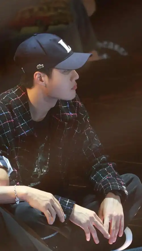 可爱宝宝王一博#王一博#  @uniq-王一博