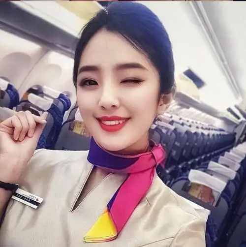 东海航空乘务员天团正式"出道"_网易订阅