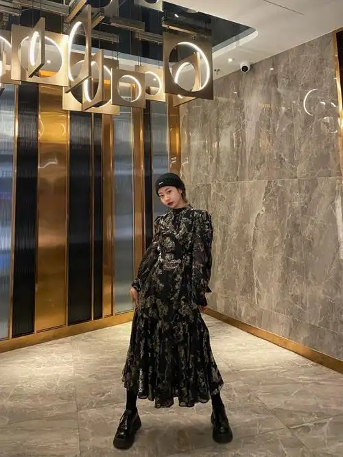 乌丫冬日连衣裙太了