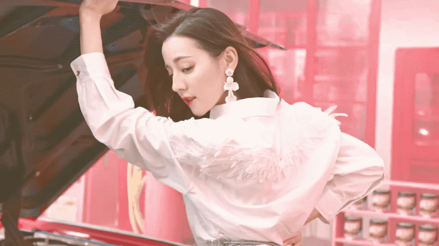 迪丽热巴动图 - 堆糖,美图壁纸兴趣社区