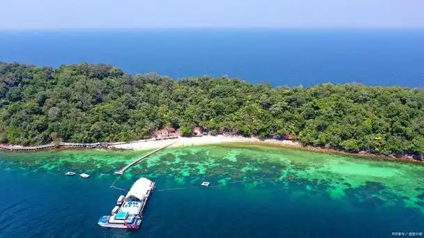 探索马来西亚:美景,文化与美食的完美融合