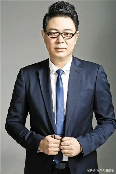 "家有儿女"夏东海:为《人民的名义》抵押房子,娶小娇妻12年无子