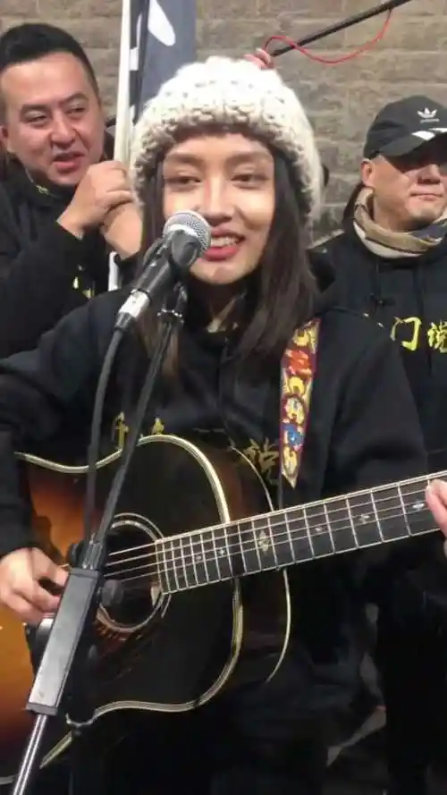 西安城墙网红乐队韩小九