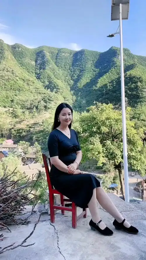 好的朋友都说喜欢我穿黑布鞋,喜欢的点赞