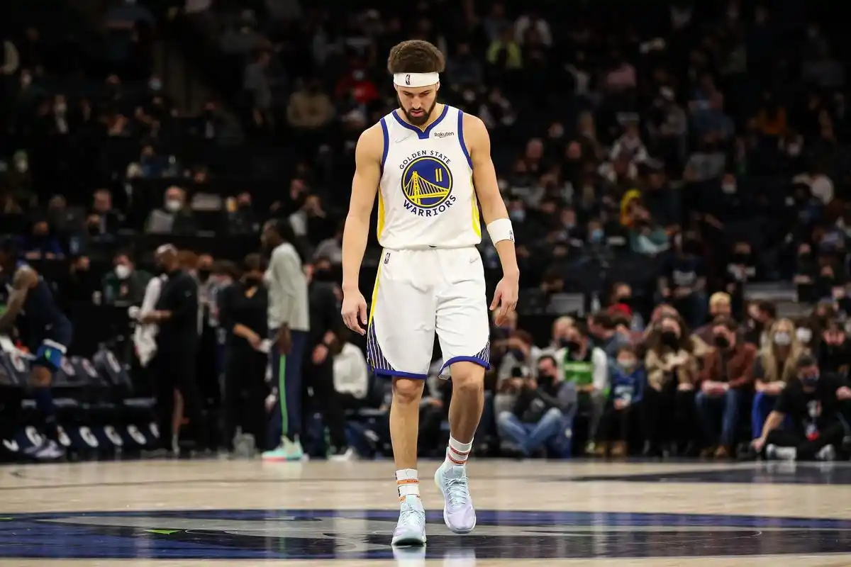 u球直播:斯蒂芬库里说他告诉克莱汤普森他重新开始行动时没压力