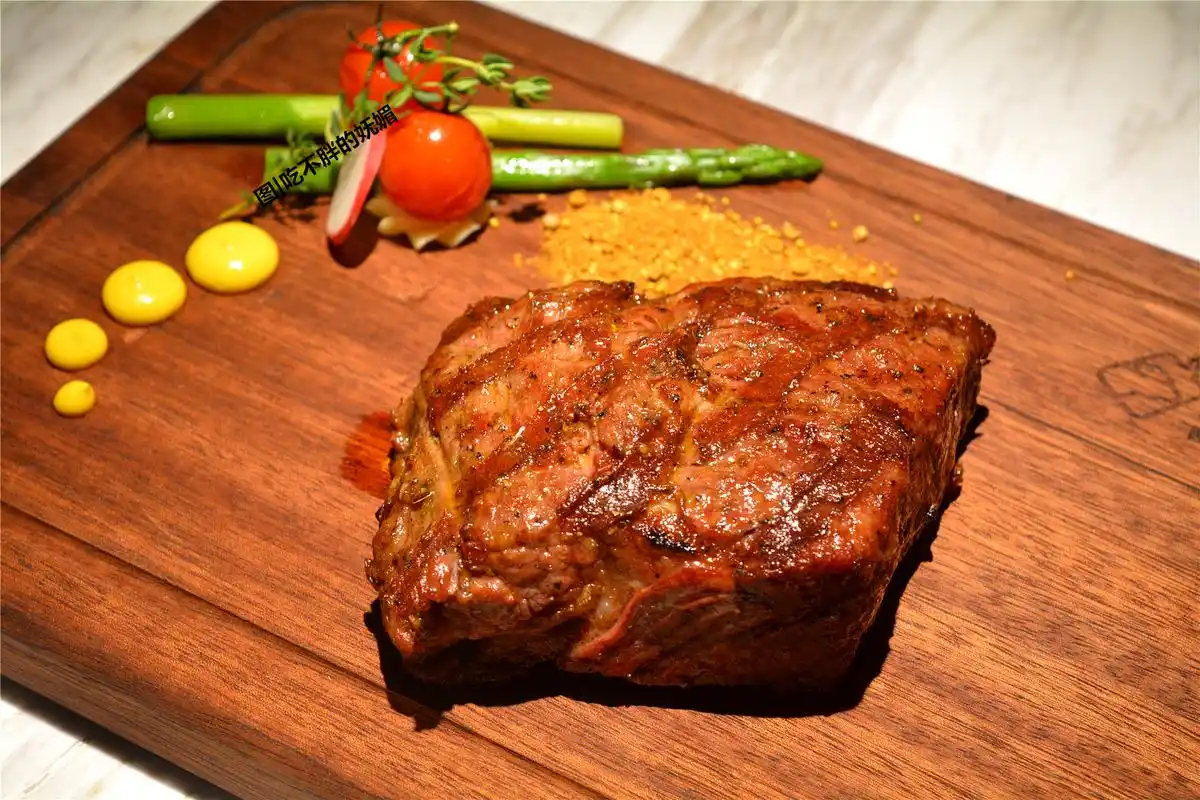 吃完这家餐厅的牛排,当晚回去我就失眠了