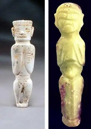 凌家滩玉人(左)和红山文化玉人(右)