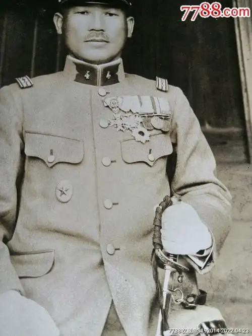民国时期日军近卫第二师团第4联队大佐照片