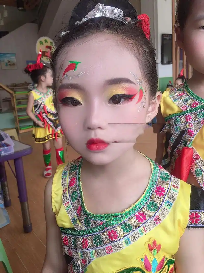 儿童舞台妆彩绘小辣椒9215 小辣椒儿童舞台妆彩绘