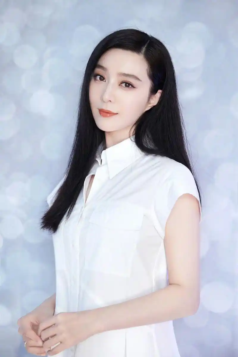 范冰冰素净白裙优雅写真图片15