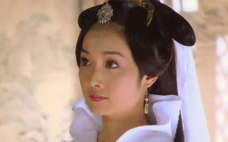 天师钟馗 白素贞 蒋林静 发型