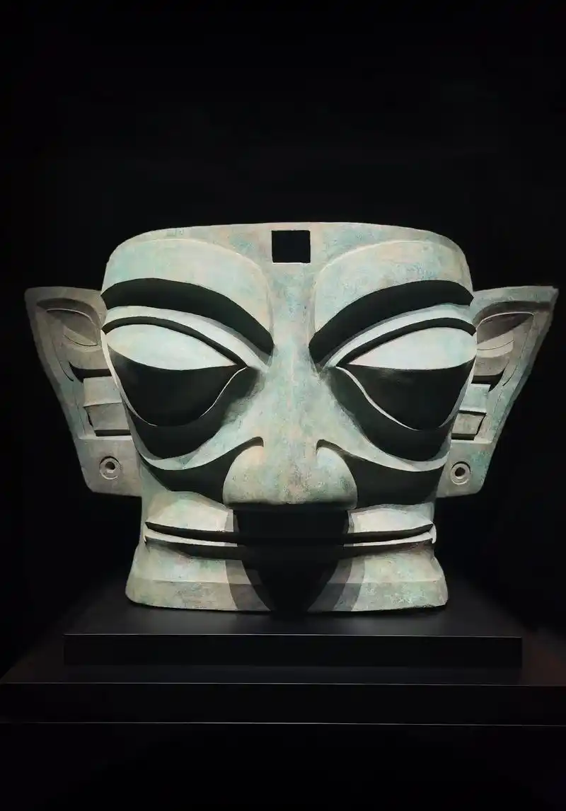 三星堆精美絕倫的文物群體,是古 - 抖音