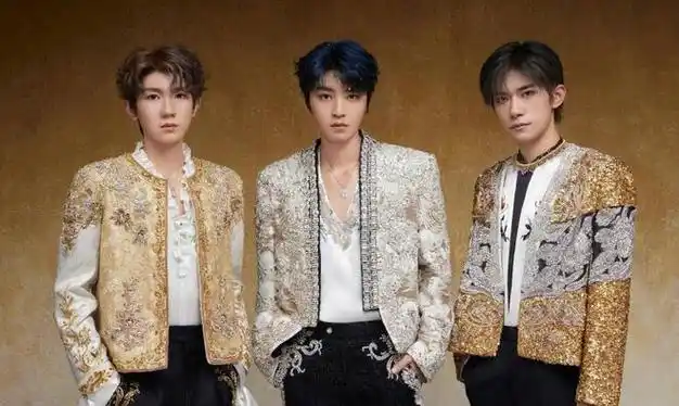 粉丝曝王俊凯合约到期,不再与时代峰峻续约,tfboys解散开始倒数|王源