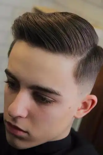 下面跟小编一起, 感受一下它的魅力吧~ [自然大背头] *图片部分来自