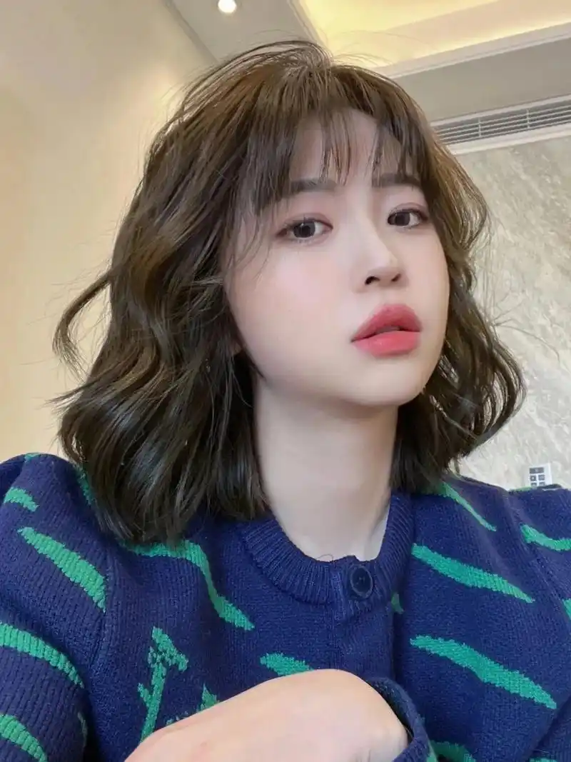 法式烫真的绝了,短发烫法式卷真的绝,少女甜美感  太推荐这款 - 抖音