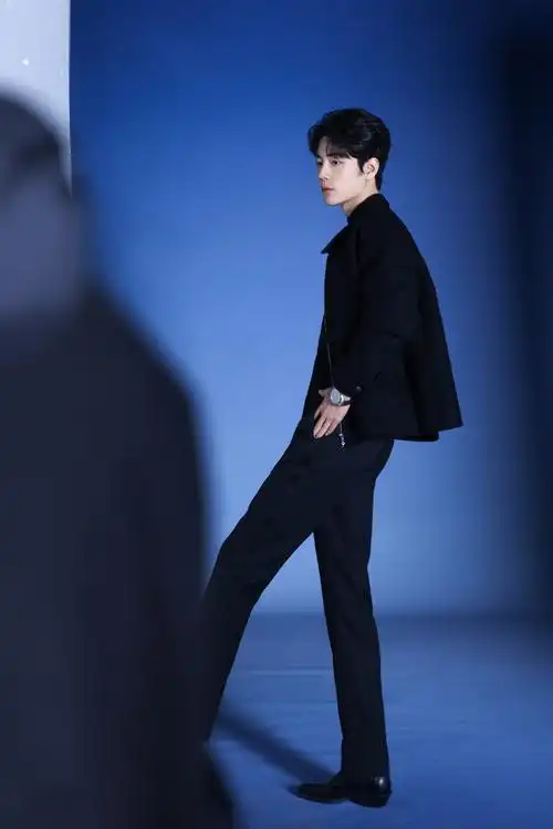 肖战限定狼尾#狼尾战限定返场,真滴好清爽!好帅气!这