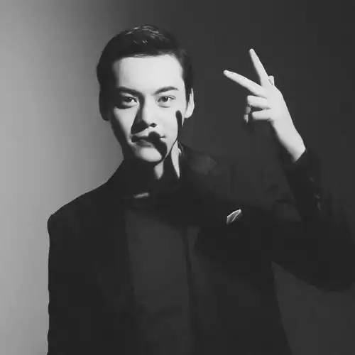 william威廉陈伟霆 @黑白图杀