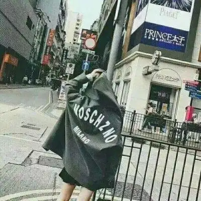 背影♀_女生头像_我要个性网