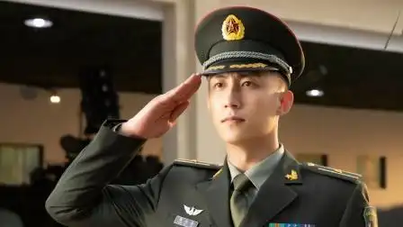 娱乐圈服兵役达人黄景瑜 军装在线鲨人
