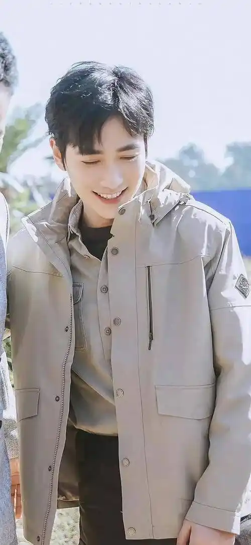 帅哥系列壁纸-第72期-朱一龙