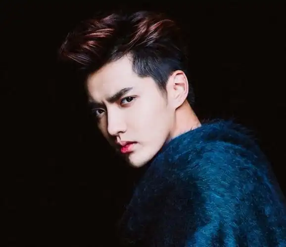 都美竹写手倒戈吴亦凡,发长文翻车被骂,透露吴亦凡六年半后出狱